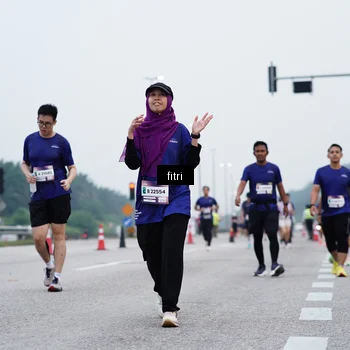 Runner Photo 7475235
