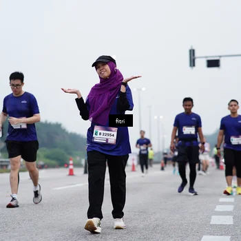 Runner Photo 7475237