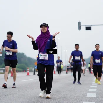 Runner Photo 7475238