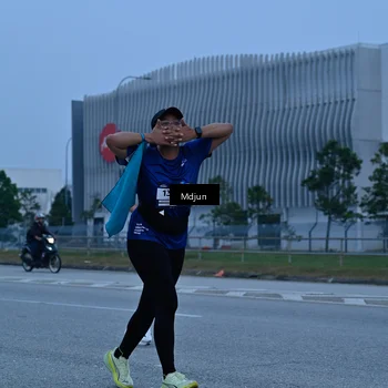 Runner Photo 7475246
