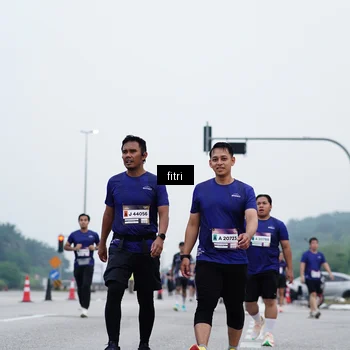 Runner Photo 7475283
