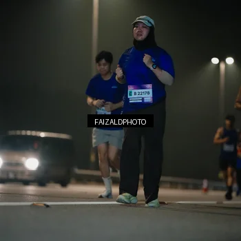 Runner Photo 7475289