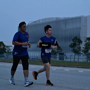 Runner Photo 7475298