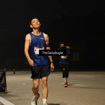 Runner Photo 7475335