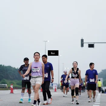 Runner Photo 7475352