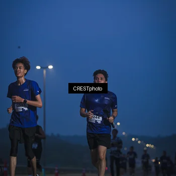 Runner Photo 7475353