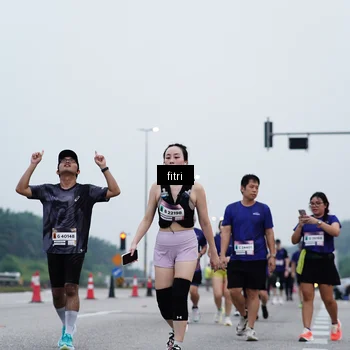 Runner Photo 7475358