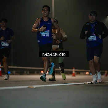 Runner Photo 7475368