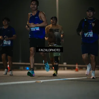Runner Photo 7475372