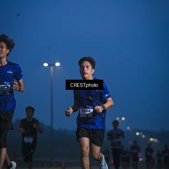 Runner Photo 7475383