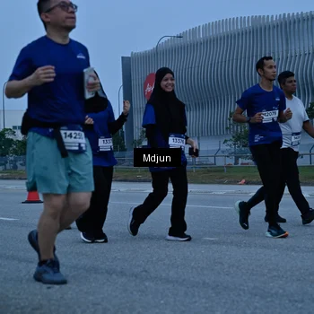 Runner Photo 7475389