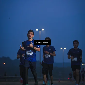 Runner Photo 7475390
