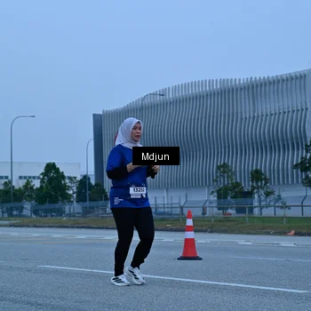 Runner Photo 7475394