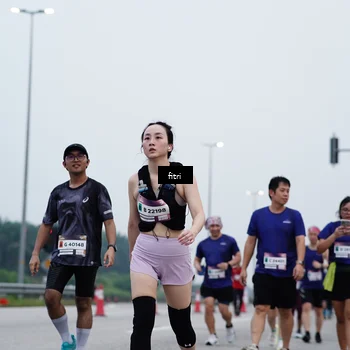 Runner Photo 7475401