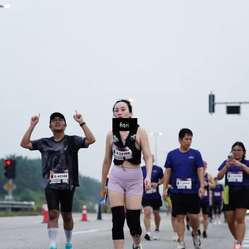 Runner Photo 7475402