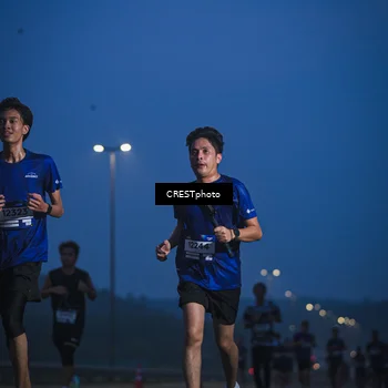 Runner Photo 7475403