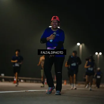 Runner Photo 7475417