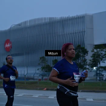 Runner Photo 7475418