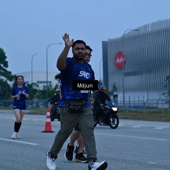 Runner Photo 7475433