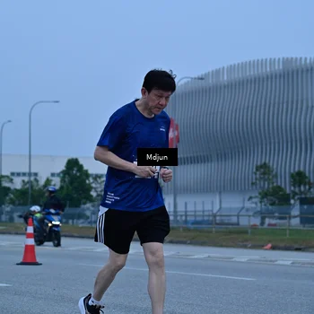 Runner Photo 7475443