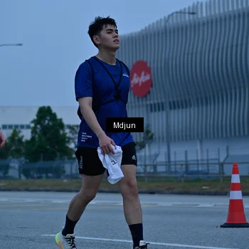Runner Photo 7475453