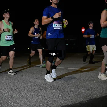Runner Photo 7475472