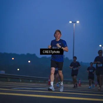 Runner Photo 7475474