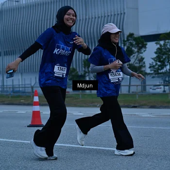 Runner Photo 7475476