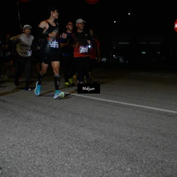 Runner Photo 7475483