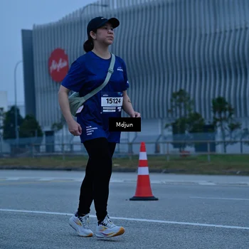 Runner Photo 7475489