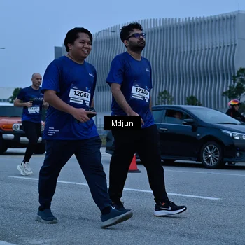 Runner Photo 7475498