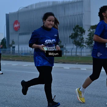 Runner Photo 7475502