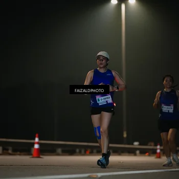 Runner Photo 7475547