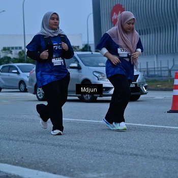 Runner Photo 7475548