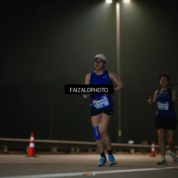Runner Photo 7475562