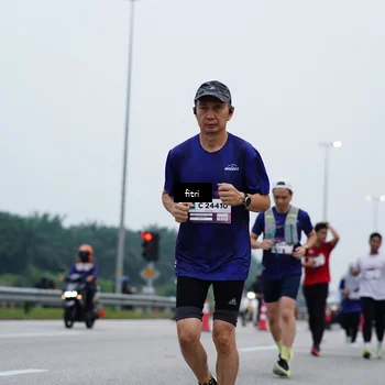 Runner Photo 7475585