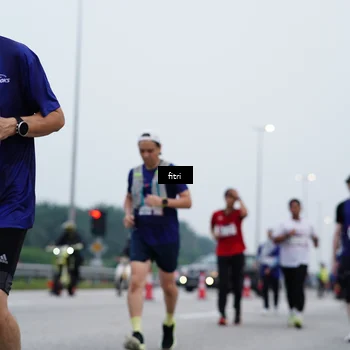 Runner Photo 7475588