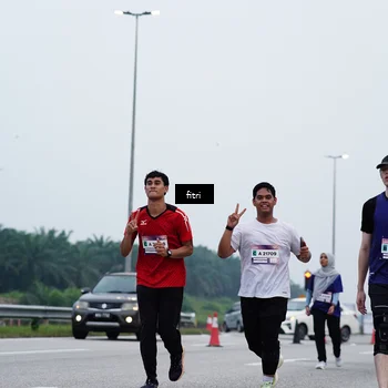 Runner Photo 7475606