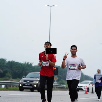 Runner Photo 7475623