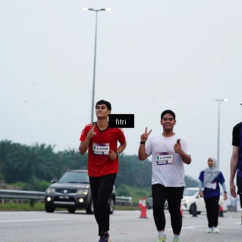 Runner Photo 7475627