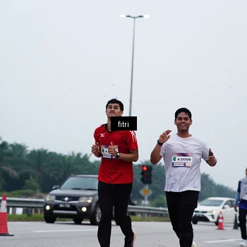 Runner Photo 7475628