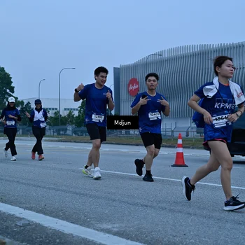 Runner Photo 7475643