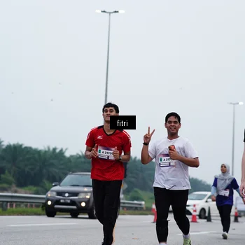 Runner Photo 7475644