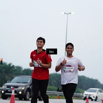 Runner Photo 7475645