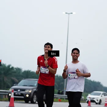 Runner Photo 7475650