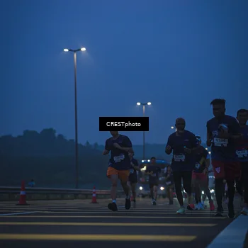 Runner Photo 7475659