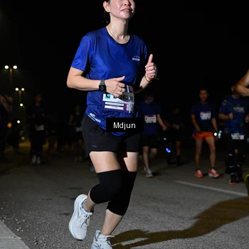 Runner Photo 7475661