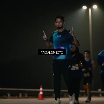 Runner Photo 7475663