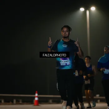 Runner Photo 7475672