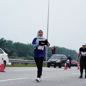 Runner Photo 7475689